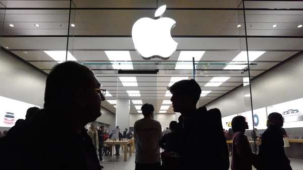Apple bị kiện vì độc quyền iPhone trên thị trường Hoa Kỳ