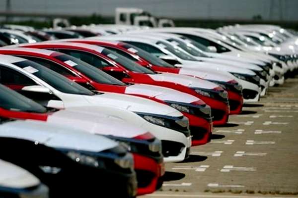 Lượng xe ô tô nhập khẩu trong nửa đầu tháng 3 tăng cao