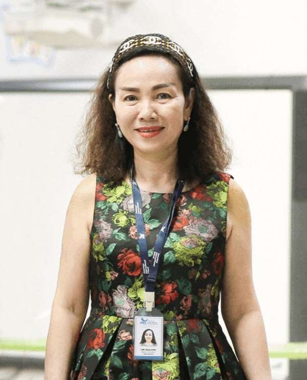Bà Nguyễn Thị Út Em -  Chủ tịch HĐQT Trường AISVN bị TP. Hồ Chí Minh cấm xuất cảnh