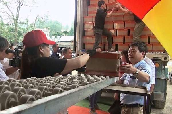 Hòa Bình lần đầu xuất 7,5 tấn ớt muối chua sang thị trường Hàn Quốc