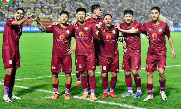 Bảng xếp hạng vòng 15 V-League 2023/2024 ngày 6/4: Nam Định thua sốc, Hải Phòng chấm dứt chuỗi không thắng