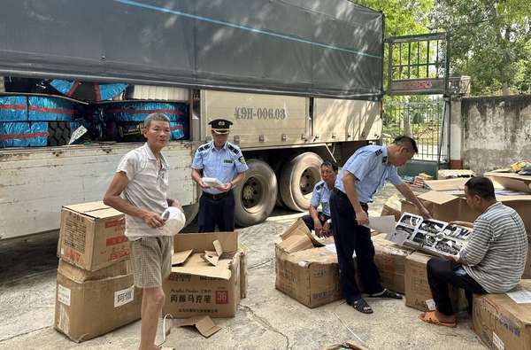 Ninh Thuận: Phát hiện 2 vụ hàng nhập lậu, vi phạm nhãn hiệu