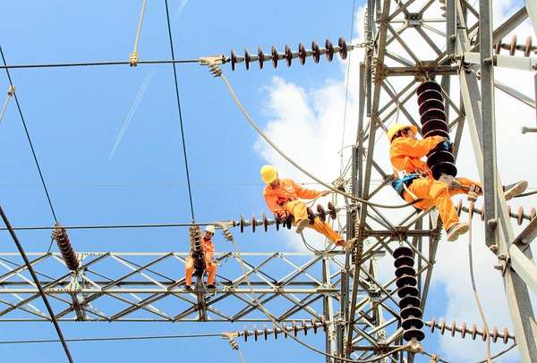 Đảm bảo cung ứng điện mùa khô cho khu vực phía Nam: Bài 1-Chủ động ứng phó nguy cơ thiếu điện