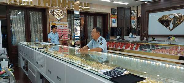 TP. Hồ Chí Minh: Đồng loạt kiểm tra các điểm kinh doanh vàng, phát hiện nhiều vi phạm