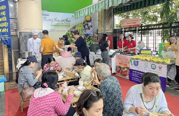 TP. Hồ Chí Minh: Khai mạc Phiên chợ xanh tử tế với hàng nghìn sản phẩm xanh