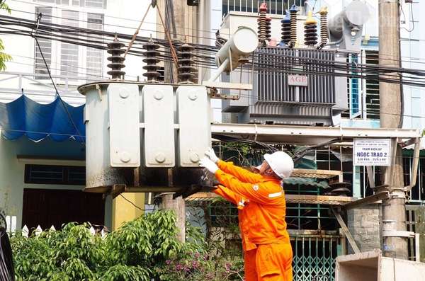 Công ty Điện lực Thanh Hóa chuẩn bị phương án cấp điện phục vụ dịp nghỉ Lễ 30/4 và 01/5