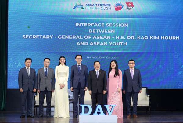 Đối thoại giữa Tổng Thư ký ASEAN Kao Kim Hourn với thanh niên các nước ASEAN