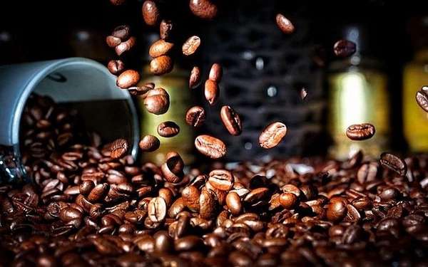 Giá cà phê Robusta phá kỷ lục do thị trường lo ngại nguồn cung cà phê từ Việt Nam