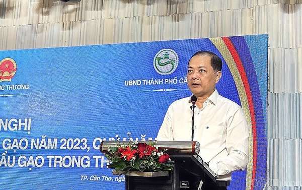 Ông Nguyễn Anh Sơn, Cục trưởng Cục Xuất nhập khẩu báo cáo tình hình xuất khẩu gạo năm 2023 và quý I/2024