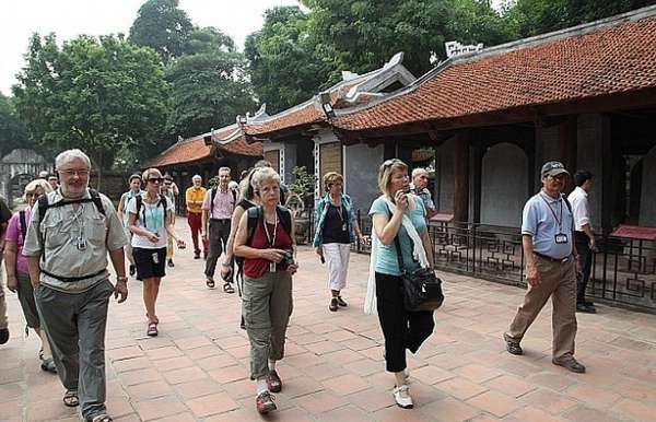 Trong 5 ngày nghỉ lễ, Hà Nội đón gần 740 nghìn lượt khách du lịch