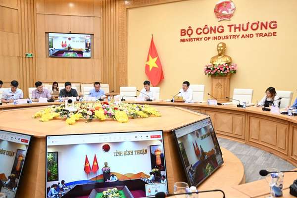 Bộ trưởng Nguyễn Hồng Diên: 3 giải pháp cấp thiết gỡ vướng cho Nhà máy điện gió Hoà Thắng 1.2
