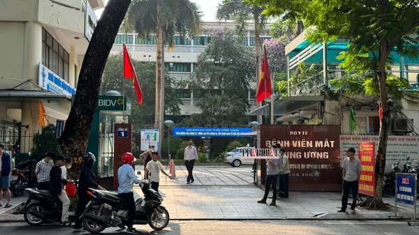 Bệnh viện Mắt Trung ương cung cấp hồ sơ khủng cho Bộ Công an