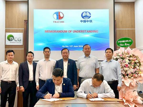 Công ty con phụ trách mảng hạ tầng của Tập đoàn Bamboo Capital là TRACODI vừa cùng Tập đoàn Đường sắt Quốc tế Trung Quốc (CREC) ký kết thỏa thuận hợp tác để phát triển các dự án hạ tầng giao thông, hạ tầng khu công nghiệp và nhà ở xã hội