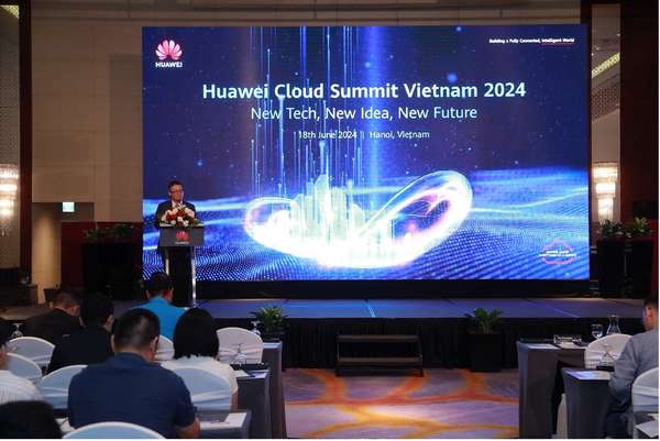Ông Tao Guangyao - Tổng giám đốc Huawei Đông Nam Á đã có bài phát biểu mở màn tại sự kiện.