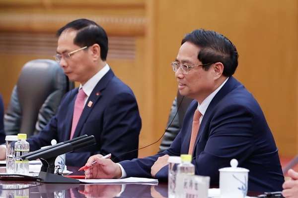 Chủ tịch Tập Cận Bình: Trung Quốc ủng hộ Việt Nam bảo vệ độc lập dân tộc và tôn nghiêm quốc gia