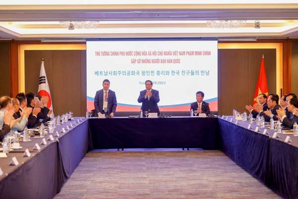 Hợp tác kinh tế, thương mại đầu tư là trụ cột, động lực của quan hệ Việt Nam - Hàn Quốc