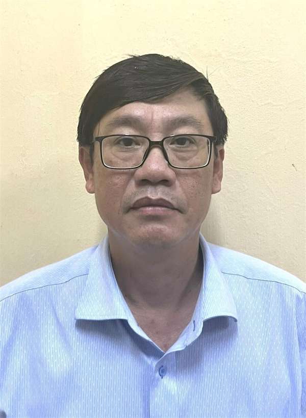 Bắt ông Nguyễn Ngọc, cựu Phó Chủ tịch tỉnh Bình Thuận và 4 đồng phạm