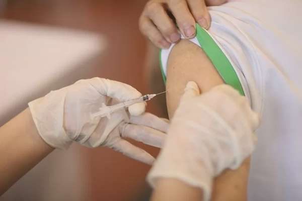 Vì sao tiêm đủ vaccine bạch hầu vẫn có nguy cơ mắc bệnh?