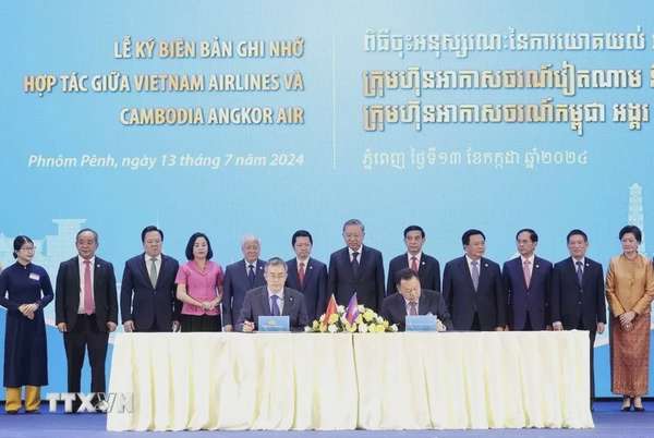 Chủ tịch nước Tô Lâm dự Lễ khai trương đường bay Hà Nội - Phnom Penh