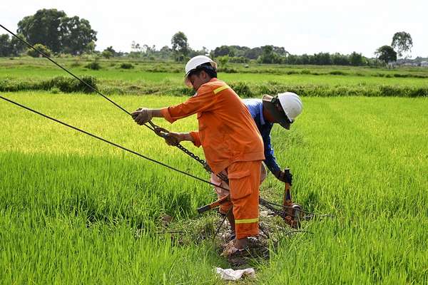 Những hình ảnh mới nhất trên công trường đường dây 500kV mạch 3