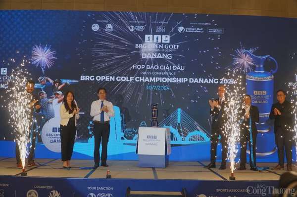 Công bố chính thức giải đấu BRG Open Golf Championship Danang 2024 và chiếc cup dành cho nhà vô địch