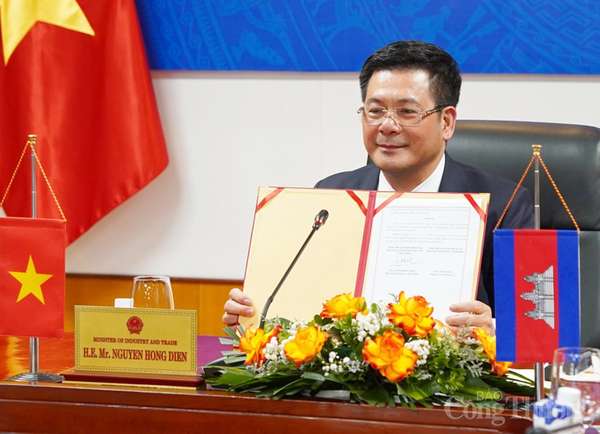 Việt Nam và Campuchia ký Bản Thỏa thuận thúc đẩy thương mại song phương