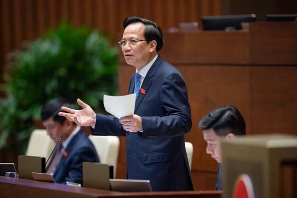 Bộ trưởng Đào Ngọc Dung nói về việc "lập khống" hồ sơ để hưởng bảo hiểm xã hội