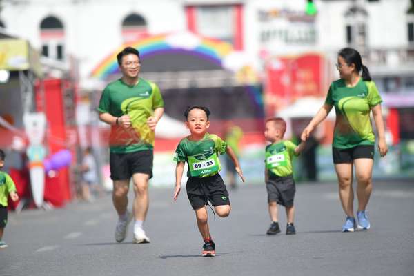 Giải chạy Vietcombank Let’s run 2023 hưởng ứng tháng hành động vì trẻ em