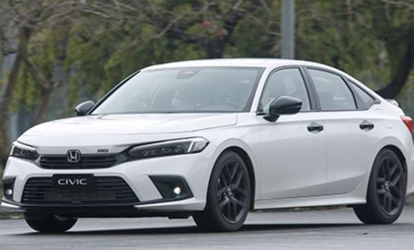 Giá xe Honda Civic mới nhất cuối tháng 3/2023: Rẻ ngỡ ngàng, Mazda3 và Hyundai Elantra vào ‘thế khó’