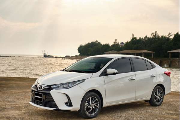 Giá xe Toyota Vios mới nhất ngày 21/2: Gói khuyến mại lên tới gần 40 triệu đồng, Honda City gặp khó