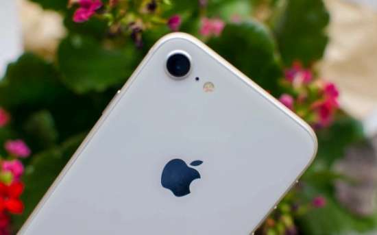 Mẫu iPhone có giá chỉ hơn 2 triệu: Hiệu năng vẫn "đỉnh cao"