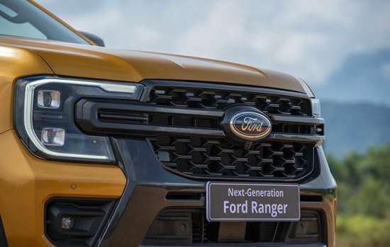 Giá xe Ford Ranger cuối tháng 7: "Vua bán tải" lăn bánh chỉ từ 692 triệu đồng