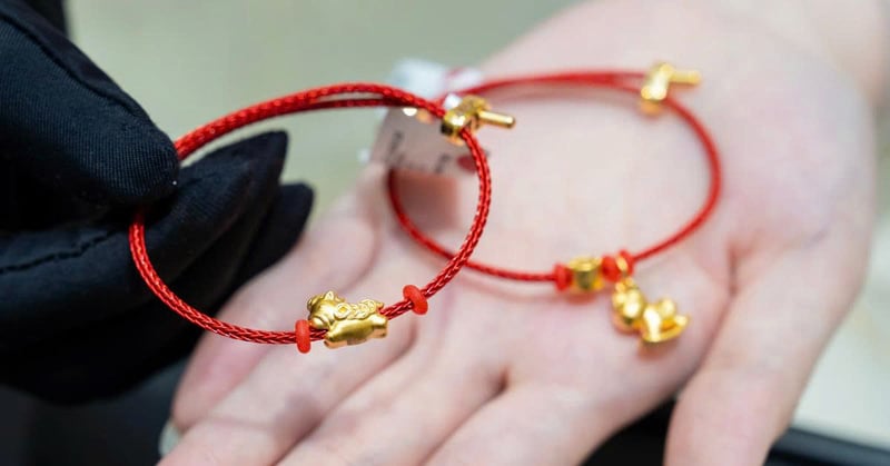 Giá vàng hôm nay (22/4): Mất mốc 4.800 USD