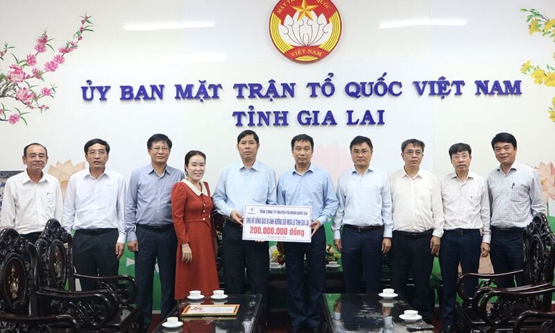 EVNNPT hỗ trợ các tỉnh miền Trung, Tây Nguyên vượt qua thiên tai