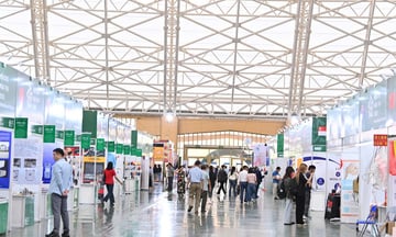 Truyền thông trong nước đưa tin đậm nét về gian hàng quốc tế tại Hội chợ Mùa Thu