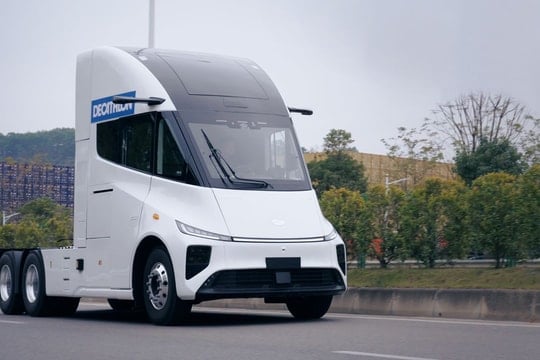 Startup “non trẻ” nhưng mang tham vọng vươn xa, bước vào cuộc đua xe điện với Tesla