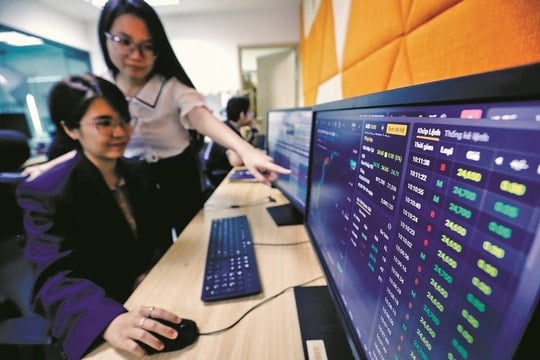 Ngân hàng dịch chuyển sang mô hình đa dịch vụ