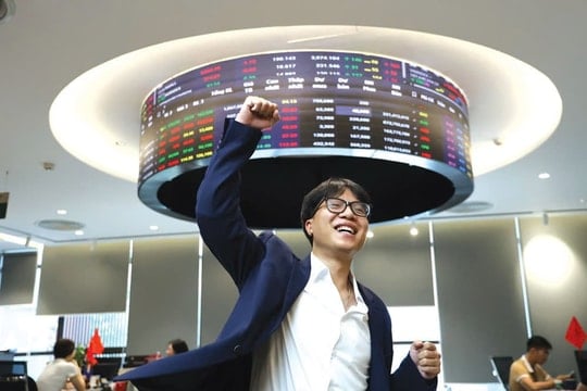 Cổ phiếu tăng kịch trần 40% trong ngày vui lịch sử, doanh nghiệp này có gì đáng chú ý?