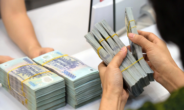 Bất chấp chênh lệch lãi suất, tiền vẫn tìm về ngân hàng quốc doanh