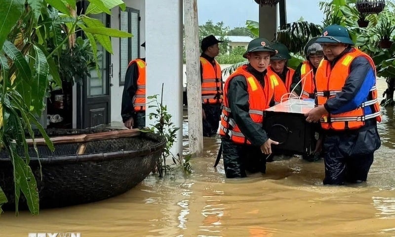 Tổng Bí thư gửi Thư thăm hỏi, động viên đồng bào, cán bộ, chiến sỹ đang ứng phó, khắc phục hậu quả thiên tai
