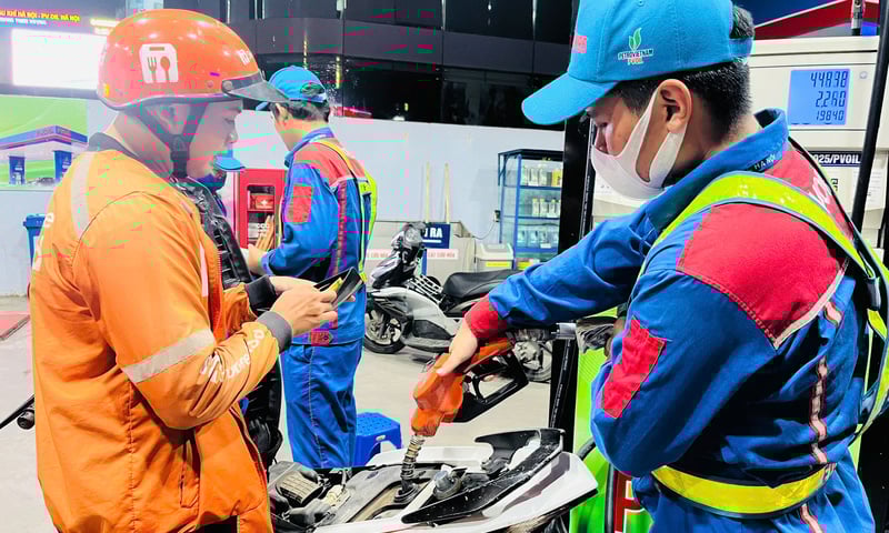 Giá xăng dầu hôm nay 11/3/2026: Thế giới giảm mạnh