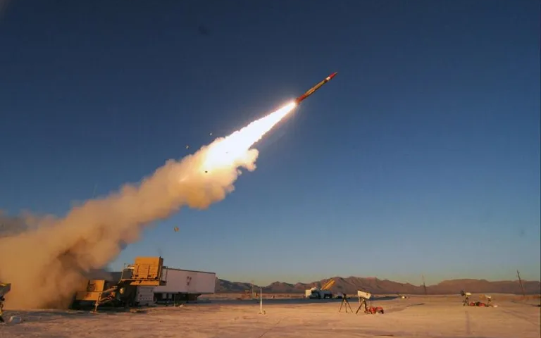 Tin công nghiệp quốc phòng 3/4: Mỹ tăng tốc chế tạo tên lửa PAC-3