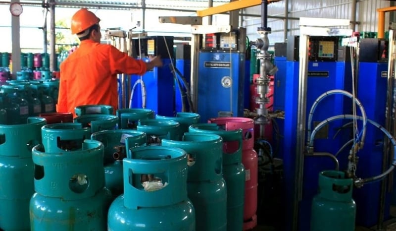 Giá gas hôm nay bán lẻ dao động 640.000–661.000 đồng/bình 12kg