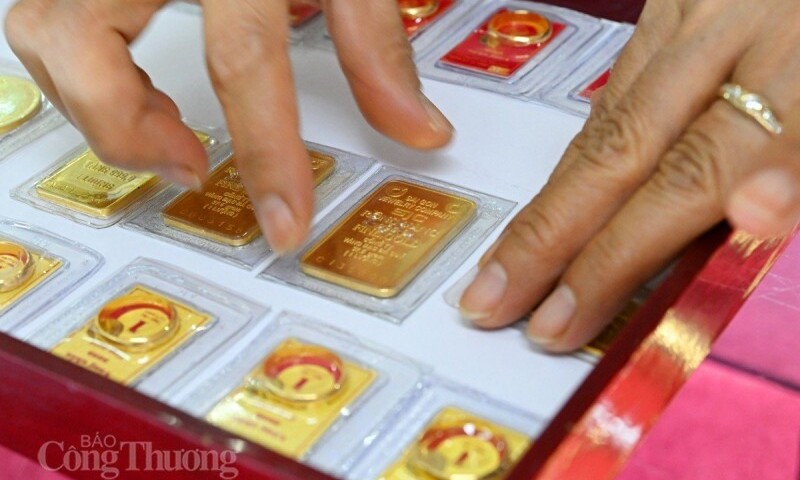 Giá vàng hôm nay (14/4): Vàng miếng SJC, vàng nhẫn đồng loạt giảm