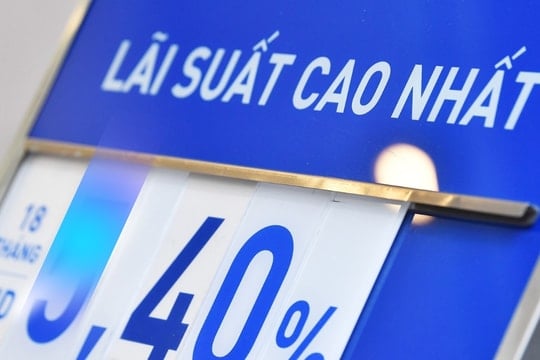 Lãi suất ngân hàng hôm nay 18/5: Giảm mạnh sau đợt tăng