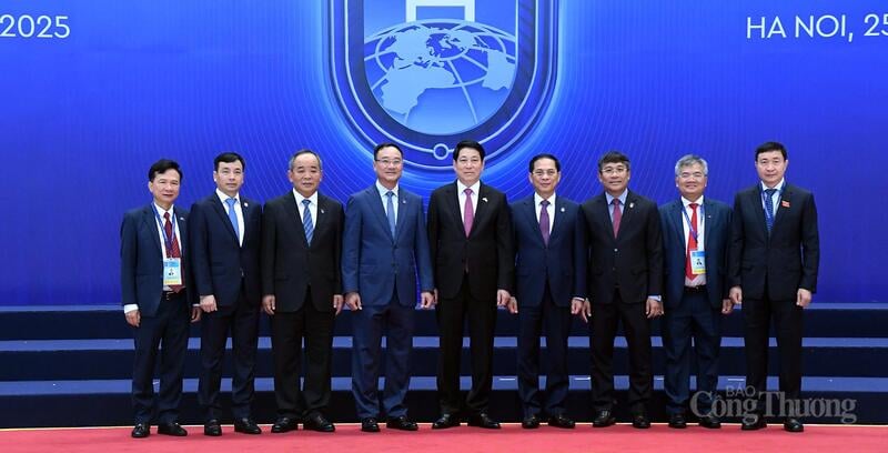 Truyền thông quốc tế: Việt Nam khẳng định vai trò trung tâm trong hợp tác đa phương