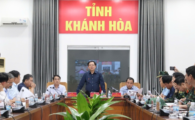 Phó Thủ tướng Chính phủ: Phải hành động nhanh nhất để cứu dân