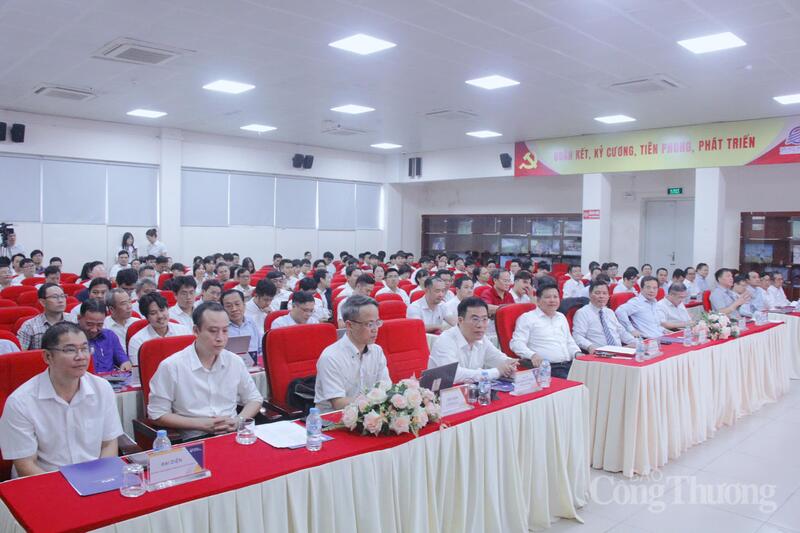 2ecf8d972b34cfab495e9bec76e7085c.jpg