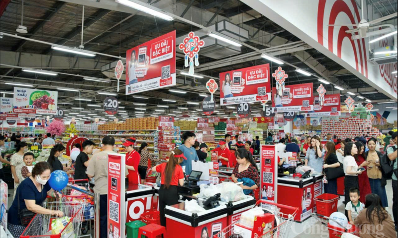 Ngành bán lẻ dịp cao điểm Tết: Đồng loạt kích cầu, nhiều ưu đãi lớn