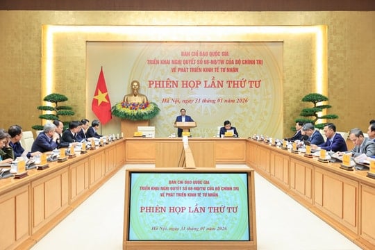 Thủ tướng: Doanh nghiệp là trung tâm, hạ tầng là nền tảng, thể chế là động lực để kinh tế tư nhân có bước phát triển đột phá